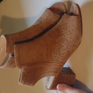 Via spiga chunky heeled peep toe sandal shoe size 8 and 1/2